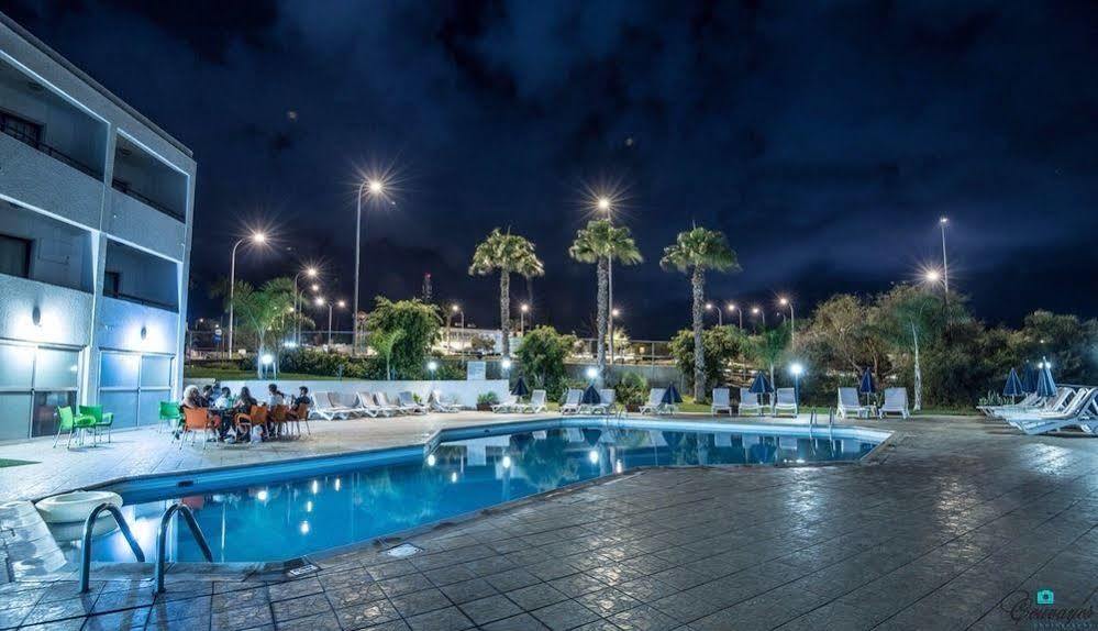 Cordelia Hotel Apartments アヤナパ エクステリア 写真